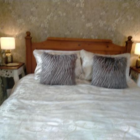 Amberly House Rotorua Bed & Breakfast Bagian luar foto
