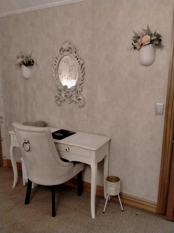 Amberly House Rotorua Bed & Breakfast Bagian luar foto