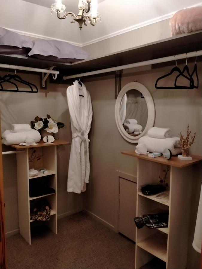 Amberly House Rotorua Bed & Breakfast Bagian luar foto