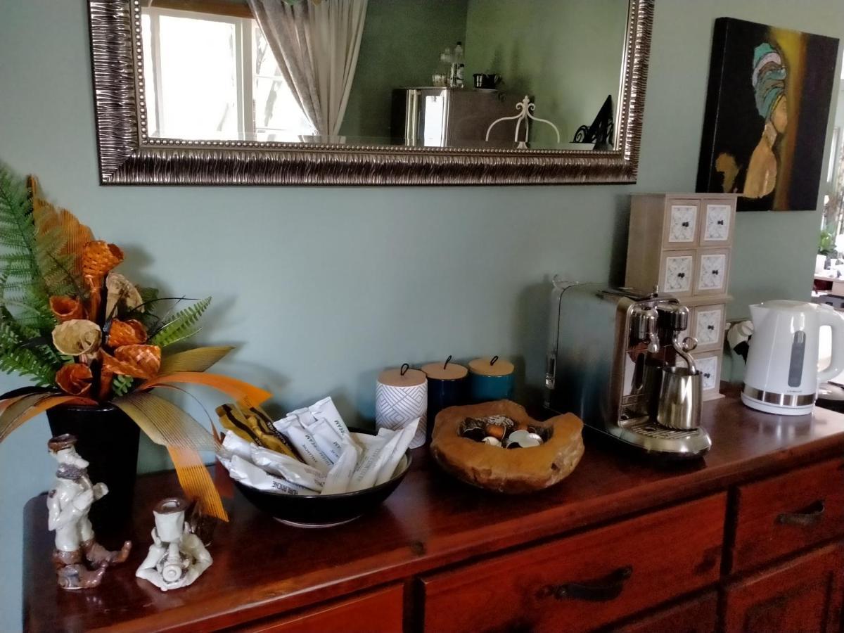 Amberly House Rotorua Bed & Breakfast Bagian luar foto