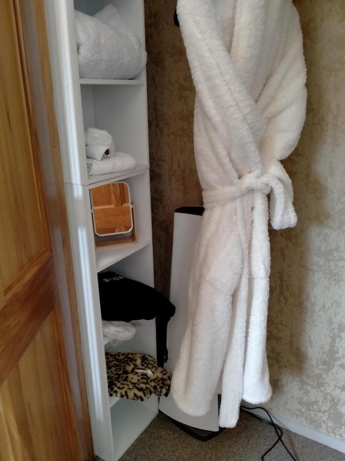 Amberly House Rotorua Bed & Breakfast Bagian luar foto