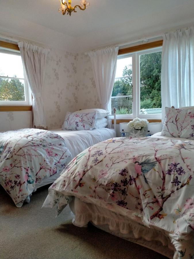 Amberly House Rotorua Bed & Breakfast Bagian luar foto